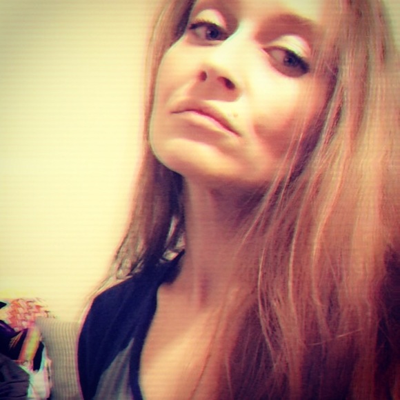 Iโm baaaack! Help me sell my stuff! Everything must go! - Picture 4 of 12